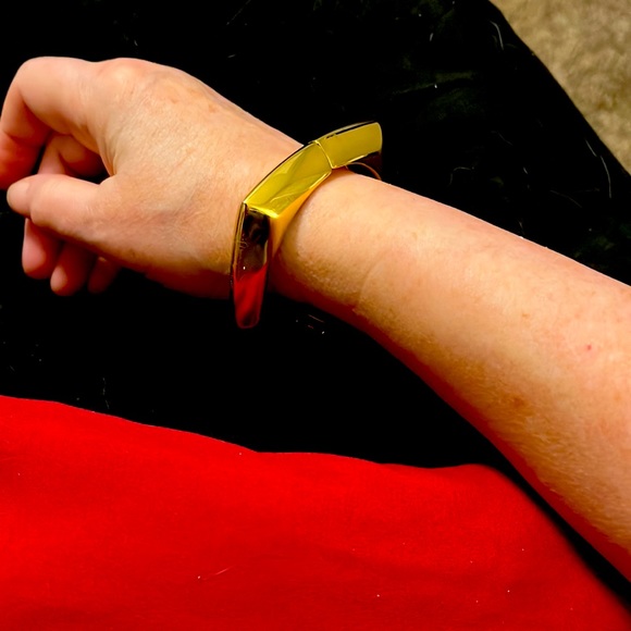 Vintage Gold filled classy bracelet with a well made hinge. Christmas box. - Picture 3 of 9